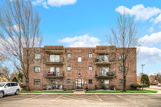 1940 183rd St Unit 1B, Homewood, IL 60430