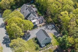 10 Westerly Dr, Buzzards Bay, MA 02532