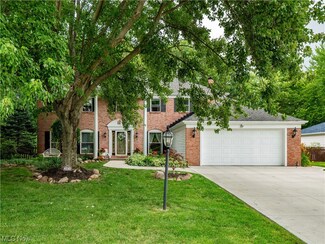 20878 Burgandy Dr, Strongsville, OH 44149