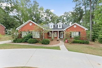 708 Spradley Dr, Troy, AL 36079