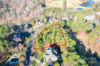2049 Lake Forest Dr, Fort Mill, SC 29708