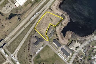 1910 Cardinal Ln, Faribault, MN 55021