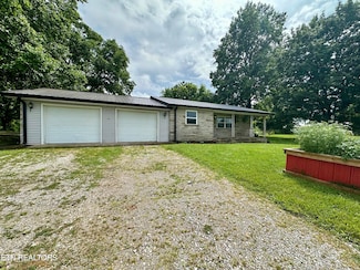 1210 Frank Campbell Rd, Jamestown, TN 38556