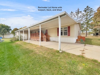 4012 United Dr, Milford, MI 48381