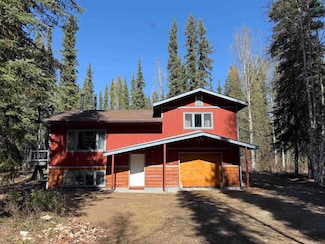 944 Agnes Ln, North Pole, AK 99705