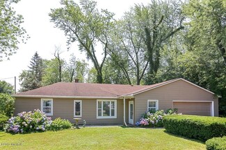 8274 Pokagon Rd, Watervliet, MI 49098