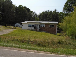 1668 Siloam Rd, Mount Airy, NC 27030