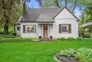 6723 W Howard Ave, Milwaukee, WI 53220