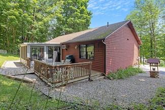 15 Kelsea Ave, Center Harbor, NH 03226