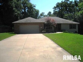 203 8th Ave, Hampton, IL 61256
