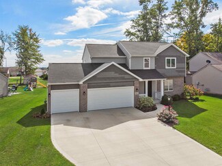 1417 Waynedale Dr, Garrett, IN 46738