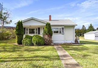 112 Fawn Ln, Keyser, WV 26726