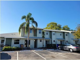 886 Crystal Lake Dr, Pompano Beach, FL 33064