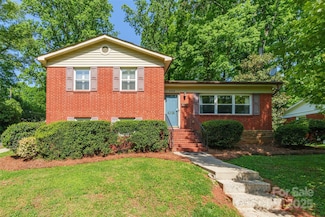 6338 Rosecrest Dr, Charlotte, NC 28210