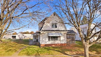 120 E Oak St, North English, IA 52316