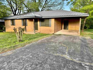 716 3rd St NW, Red Bay, AL 35582