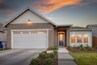 5301 W Lamona Ave, Fresno, CA 93722