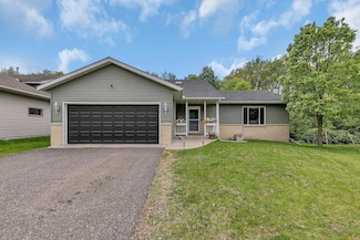 1114 Summit Way, Sauk Rapids, MN 56379