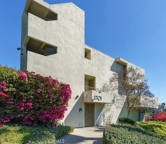 1701 Clinton St Unit 402, Los Angeles, CA 90026