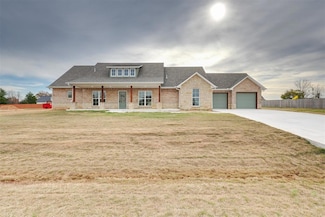 45147 Collin Ct, Shawnee, OK 74801