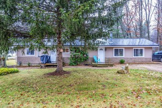 10745 196th Ave, Big Rapids, MI 49307