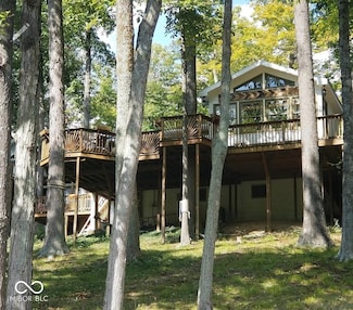 5264 N Macadam Dr, Poland, IN 47868