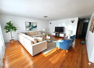 775 3rd St Unit 2, Secaucus, NJ 07094