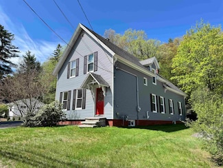553 N State St, Concord, NH 03301