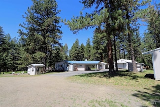 43529 Yellow Pine Ave, Winchester, ID 83555