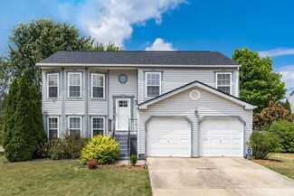 218 Monarch Dr, Pataskala, OH 43062