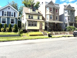 141 Shepard Ave, East Orange, NJ 07018