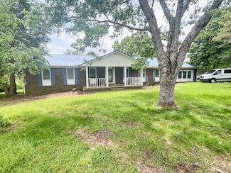74 Freedom Ln, Winchester, TN 37398