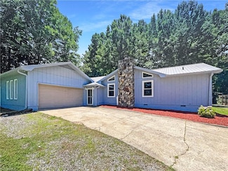 6630 Riverwood Rd, Walkertown, NC 27051