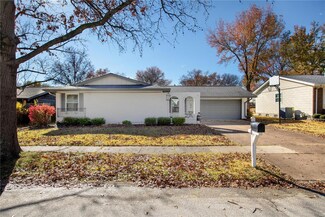 640 Lemonwood Dr, Ballwin, MO 63021