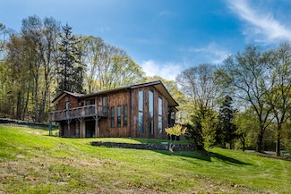 16 Walkley Hill Rd, Haddam, CT 06438