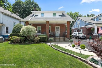 8 Fulton St, Freehold, NJ 07728