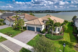 7760 Grande Shores Dr, Sarasota, FL 34240