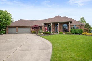 9 Peck Dr, Winchester, IN 47394
