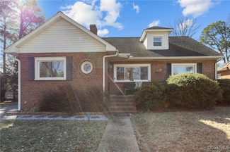 5303 W Grace St, Richmond, VA 23226