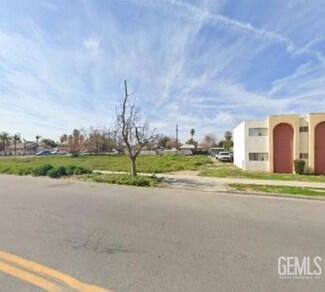 1005 L St, Bakersfield, CA 93304
