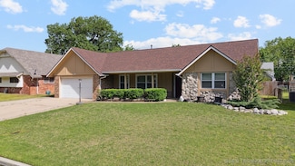 9123 E 38th St, Tulsa, OK 74145