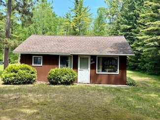 6296 Loud Dr, Oscoda, MI 48750