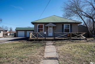 504 S 22nd St, Herrin, IL 62948