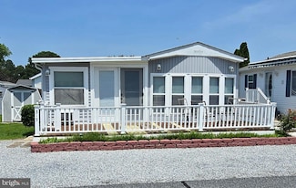 319 Dolphin Dr, Berlin, MD 21811