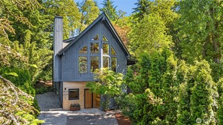 3803 SW Orchard St, Seattle, WA 98126