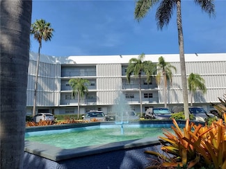 875 NE 195th St Unit 111, Miami, FL 33179