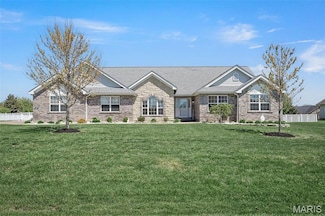 100 Hillary Cir, Wentzville, MO 63385