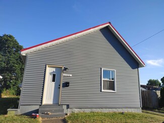 1320 Poland St, South Bend, IN 46619