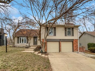 10512 W 102nd Terrace, Overland Park, KS 66214