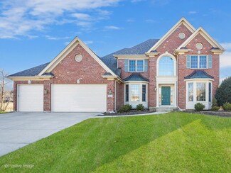 1N664 Wentworth Ct, Winfield, IL 60190